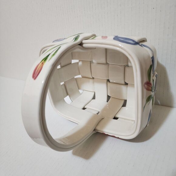 Hand Painted Italian Pottery Ceramic Woven Basket with Handle Floral Design - Picture 6 of 11